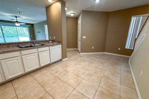 Adosado en venta en Tampa, Florida, 3 dormitorios, 154.78 m2 № 1916445 - foto 8