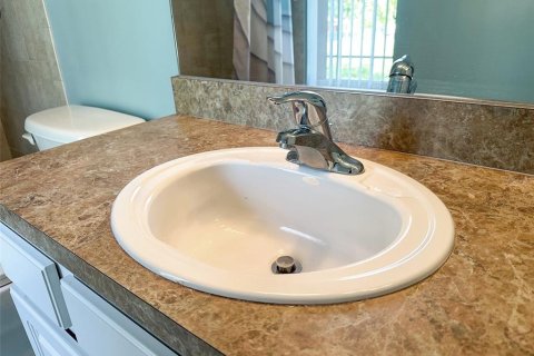 Adosado en venta en Tampa, Florida, 3 dormitorios, 154.78 m2 № 1916445 - foto 22