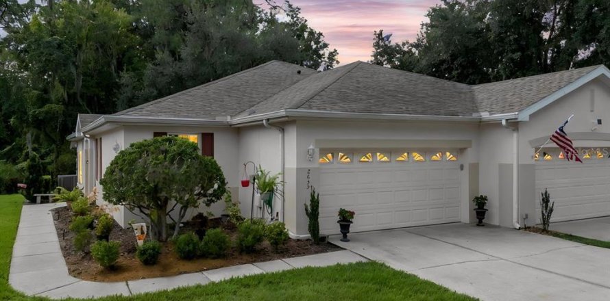 Villa ou maison à Plant City, Floride 2 chambres, 114.83 m2 № 2408893