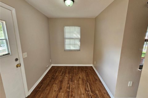 House in Dade City, Florida 3 bedrooms, 70.23 sq.m. № 1900332 - photo 9