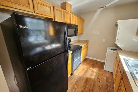 House in Dade City, Florida 3 bedrooms, 70.23 sq.m. № 1900332 - photo 6