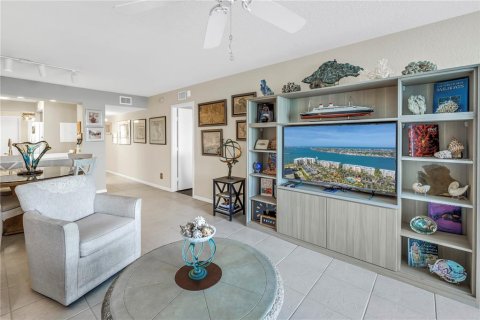 Condominio en venta en Saint Petersburg, Florida, 2 dormitorios, 105.44 m2 № 1618042 - foto 23