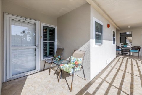 Condominio en venta en Saint Petersburg, Florida, 2 dormitorios, 105.44 m2 № 1618042 - foto 2