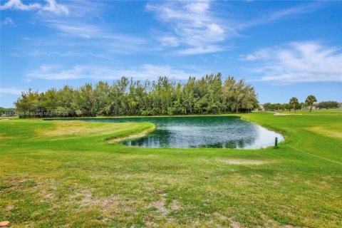Condo in Pembroke Pines, Florida, 2 bedrooms  № 1817572 - photo 29