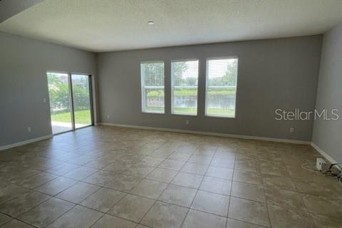 Casa en alquiler en Orlando, Florida, 5 dormitorios, 294.78 m2 № 1746853 - foto 8