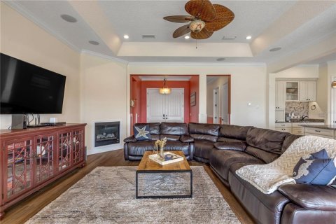 House in New Smyrna Beach, Florida 4 bedrooms, 240.25 sq.m. № 2208844 - photo 12