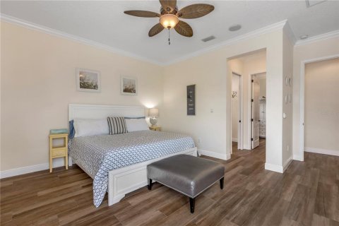 House in New Smyrna Beach, Florida 4 bedrooms, 240.25 sq.m. № 2208844 - photo 5