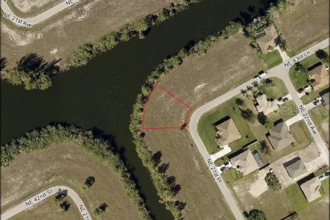 Land in Cape Coral, Florida № 362414 - photo 2