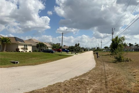 Land in Cape Coral, Florida № 362414 - photo 18