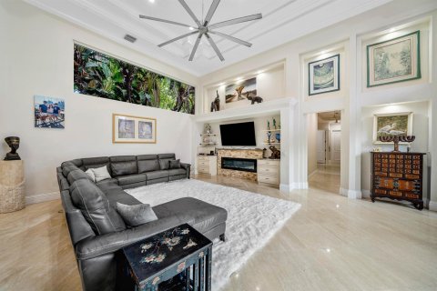 House in Boca Raton, Florida 5 bedrooms, 435.99 sq.m. № 2250816 - photo 30
