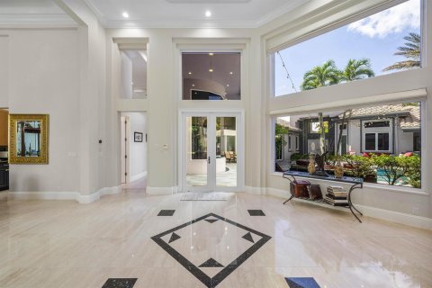 House in Boca Raton, Florida 5 bedrooms, 435.99 sq.m. № 2250816 - photo 8