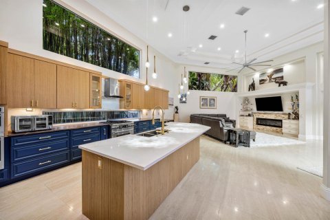 House in Boca Raton, Florida 5 bedrooms, 435.99 sq.m. № 2250816 - photo 29