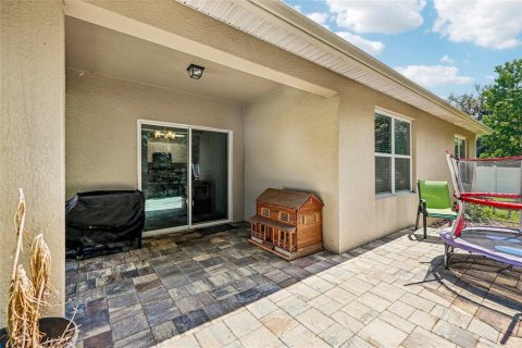 House in DeLand, Florida 4 bedrooms, 170.01 sq.m. № 2216323 - photo 25