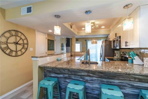 Condo in Sarasota, Florida, 2 bedrooms  № 1808313 - photo 11