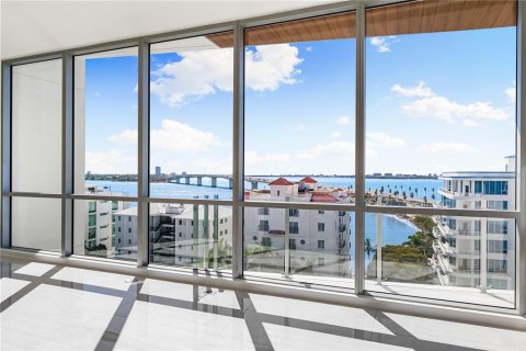 Condo in Sarasota, Florida, 4 bedrooms № 2093130 - photo 12