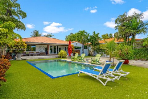 Casa en venta en Miami Beach, Florida, 4 dormitorios, 231.88 m2 № 1952692 - foto 4