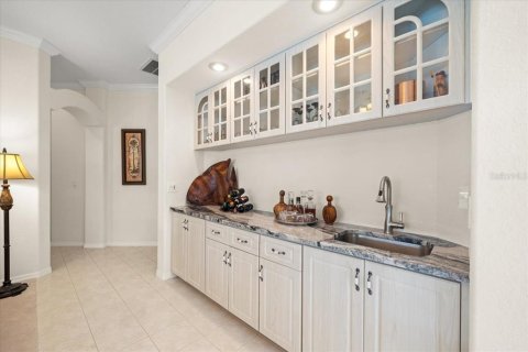 Villa ou maison à vendre à Weeki Wachee, Floride: 5 chambres, 447.05 m2 № 1747187 - photo 17