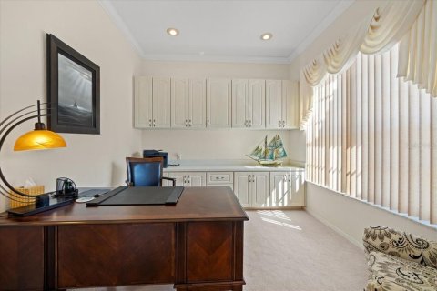 Villa ou maison à vendre à Weeki Wachee, Floride: 5 chambres, 447.05 m2 № 1747187 - photo 11