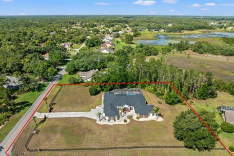 Villa ou maison à vendre à Weeki Wachee, Floride: 5 chambres, 447.05 m2 № 1747187 - photo 3