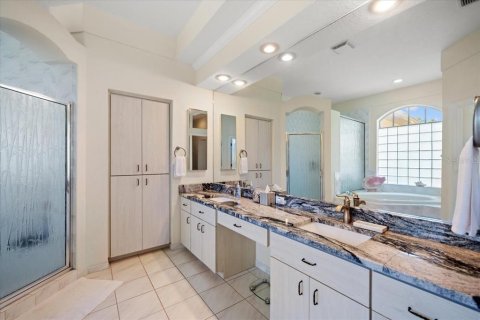 Villa ou maison à vendre à Weeki Wachee, Floride: 5 chambres, 447.05 m2 № 1747187 - photo 29