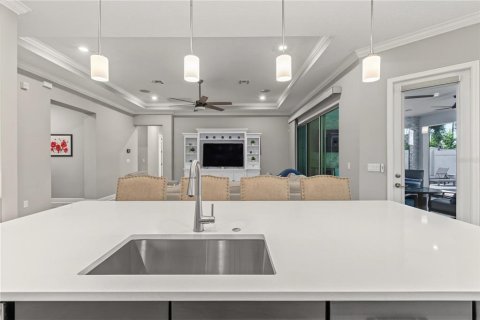 Villa ou maison à vendre à Orlando, Floride: 4 chambres, 255.85 m2 № 2399273 - photo 17