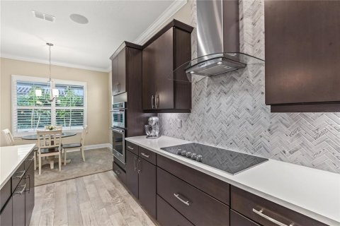 Villa ou maison à vendre à Orlando, Floride: 4 chambres, 255.85 m2 № 2399273 - photo 16