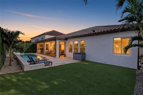 Villa ou maison à vendre à Orlando, Floride: 4 chambres, 255.85 m2 № 2399273 - photo 4
