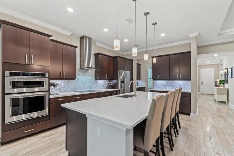 Villa ou maison à vendre à Orlando, Floride: 4 chambres, 255.85 m2 № 2399273 - photo 11