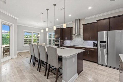 Villa ou maison à vendre à Orlando, Floride: 4 chambres, 255.85 m2 № 2399273 - photo 10
