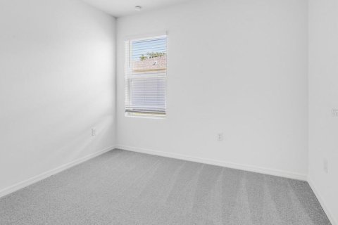 House in Edgewater, Florida 3 bedrooms, 139.35 sq.m. № 1557410 - photo 17