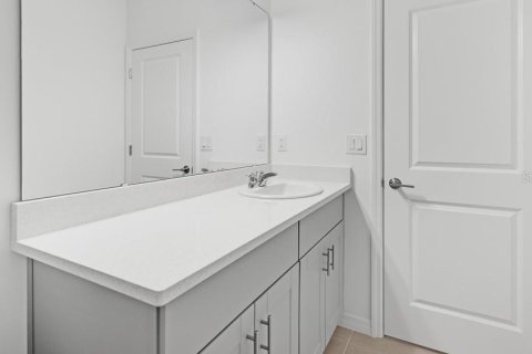 House in Edgewater, Florida 3 bedrooms, 139.35 sq.m. № 1557410 - photo 25