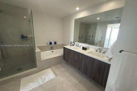 Condominio en venta en Miami, Florida, 2 dormitorios, 108.79 m2 № 2000528 - foto 16