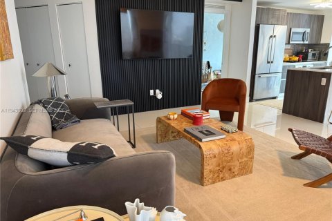 Condominio en venta en Miami, Florida, 2 dormitorios, 108.79 m2 № 2000528 - foto 4