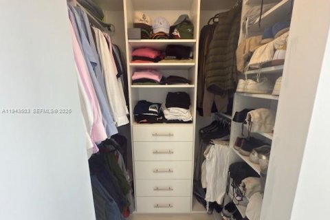 Condominio en venta en Miami, Florida, 2 dormitorios, 108.79 m2 № 2000528 - foto 15