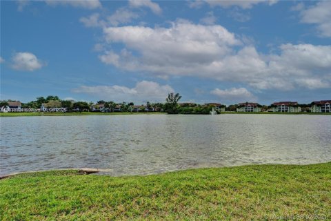 Condominio en alquiler en Oakland Park, Florida, 1 dormitorio, 80.08 m2 № 1807083 - foto 23