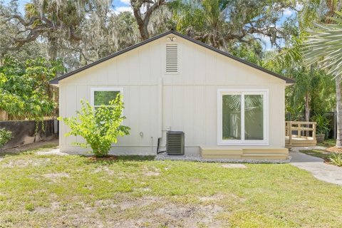 House in Tampa, Florida 2 bedrooms, 70.23 sq.m. № 2104972 - photo 22