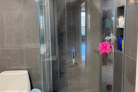 Condominio en venta en Hallandale Beach, Florida, 3 dormitorios, 145.95 m2 № 2049732 - foto 23