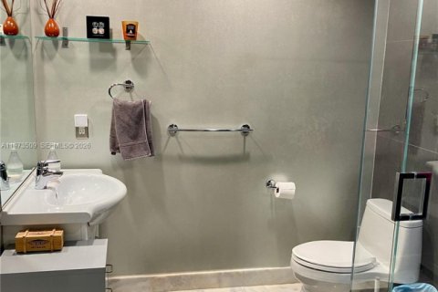 Condominio en venta en Hallandale Beach, Florida, 3 dormitorios, 145.95 m2 № 2049732 - foto 22