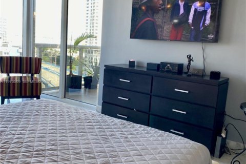 Condominio en venta en Hallandale Beach, Florida, 3 dormitorios, 145.95 m2 № 2049732 - foto 13