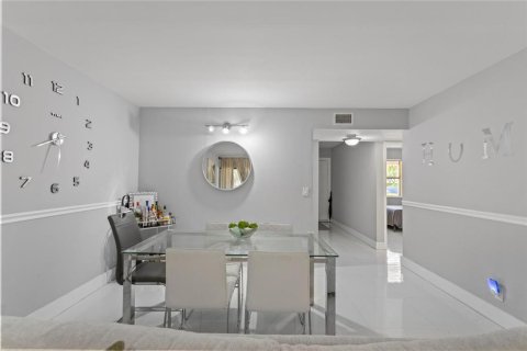 Copropriété à vendre à Coral Springs, Floride: 3 chambres, 102.19 m2 № 2392004 - photo 20