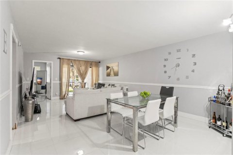 Copropriété à vendre à Coral Springs, Floride: 3 chambres, 102.19 m2 № 2392004 - photo 24