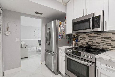 Copropriété à vendre à Coral Springs, Floride: 3 chambres, 102.19 m2 № 2392004 - photo 26