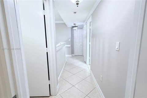 Touwnhouse à louer à Miami, Floride: 3 chambres, 139.45 m2 № 2065691 - photo 20