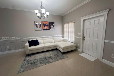 Touwnhouse à louer à Miami, Floride: 3 chambres, 139.45 m2 № 2065691 - photo 3