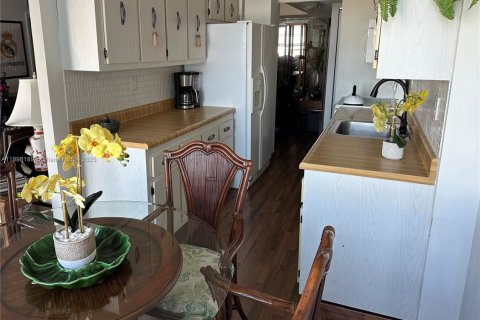 Купить кондоминиум в Санни-Айлс-Бич, Флорида 2 спальни, 138.24м2, № 1949427 - фото 12