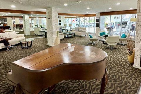 Купить кондоминиум в Санни-Айлс-Бич, Флорида 2 спальни, 138.24м2, № 1949427 - фото 23