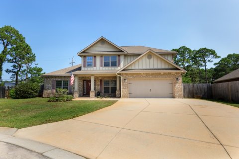 Купить виллу или дом в Галф Бриз, Флорида 5 спален, 278.34м2, № 561798 - фото 1