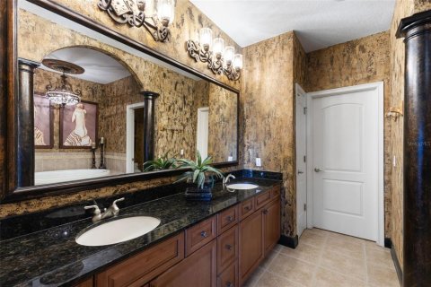Townhouse in Tarpon Springs, Florida 4 bedrooms, 273.6 sq.m. № 1884472 - photo 27