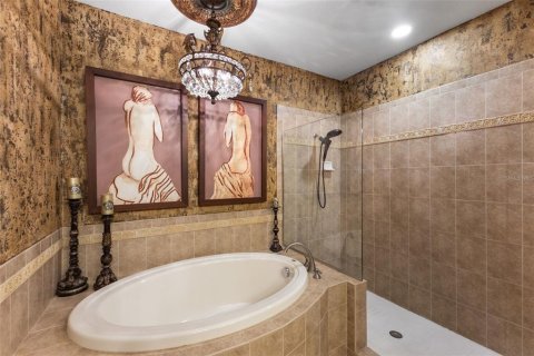 Townhouse in Tarpon Springs, Florida 4 bedrooms, 273.6 sq.m. № 1884472 - photo 29