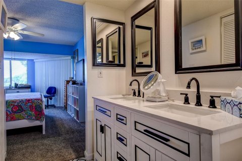 Copropriété à vendre à Tarpon Springs, Floride: 2 chambres, 104.52 m2 № 1784283 - photo 14